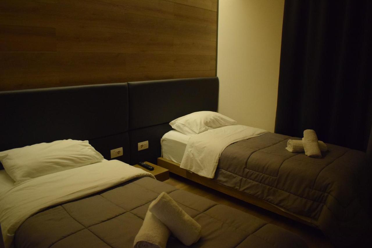 Bluepoint Hotel Tepelene Экстерьер фото